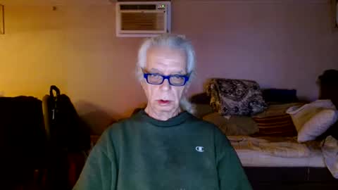 tom112292014 online show from 01/17/25, 03:55