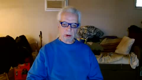 tom112292014 online show from 02/04/25, 02:21