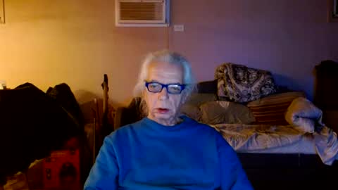 tom112292014 online show from 02/12/25, 12:27