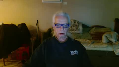 tom112292014 online show from 03/10/25, 12:15