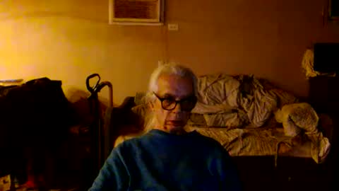 tom112292014 online show from 12/01/25, 02:16