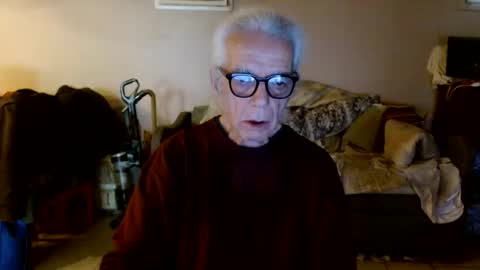 Snapshot of tom112292014 chatting on 05/03/26, 02:12 tom112292014 online show from 05/03/26, 02:12