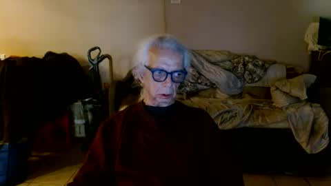 Snapshot of tom112292014 chatting on 05/14/26, 06:47 tom112292014 online show from 05/14/26, 06:47