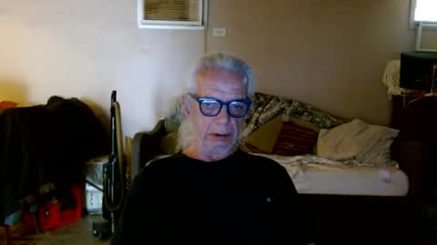 Snapshot of tom112292014 chatting on 06/14/26, 02:41 tom112292014 online show from 06/14/26, 02:41