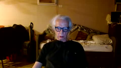 Snapshot of tom112292014 chatting on 06/16/26, 01:30 tom112292014 online show from 06/16/26, 01:30