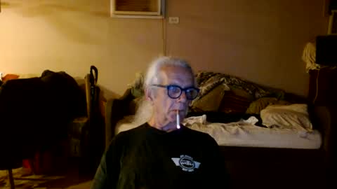 Snapshot of tom112292014 chatting on 06/22/26, 03:25 tom112292014 online show from 06/22/26, 03:25