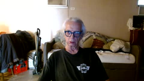Snapshot of tom112292014 chatting on 06/25/26, 06:34 tom112292014 online show from 06/25/26, 06:34