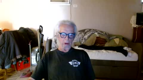 Snapshot of tom112292014 chatting on 06/29/26, 03:45 tom112292014 online show from 06/29/26, 03:45