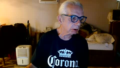 Snapshot of tom112292014 chatting on 07/12/26, 10:23 tom112292014 online show from 07/12/26, 10:23