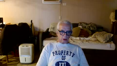 Snapshot of tom112292014 chatting on 07/28/26, 01:21 tom112292014 online show from 07/28/26, 01:21