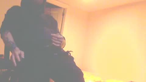 Snapshot of tom3336661984 chatting on 04/10/26, 08:19 Ymmot online show from 04/10/26, 08:19