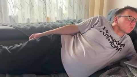 Snapshot of tom6644 chatting on 02/21/26, 09:10 Tom online show from 02/21/26, 09:10