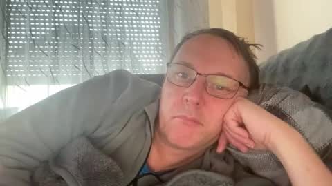 Snapshot of tom6644 chatting on 03/04/26, 04:13 Tom online show from 03/04/26, 04:13