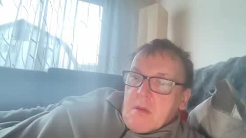 Snapshot of tom6644 chatting on 03/06/26, 04:47 Tom online show from 03/06/26, 04:47