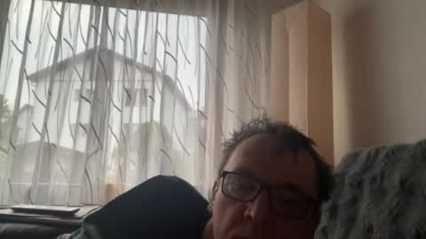 Snapshot of tom6644 chatting on 03/21/26, 06:18 Tom online show from 03/21/26, 06:18