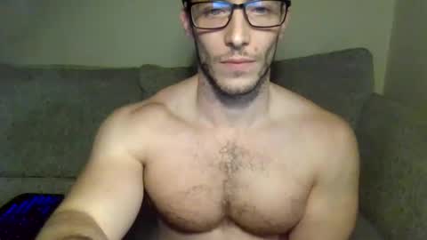 Snapshot of tom90ukx chatting on 12/12/24, 08:53 tom90ukx online show from 12/12/24, 08:53