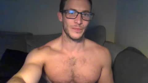 Snapshot of tom90ukx chatting on 02/06/25, 10:48 tom90ukx online show from 02/06/25, 10:48