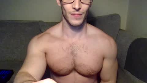 Snapshot of tom90ukx chatting on 02/16/25, 02:00 tom90ukx online show from 02/16/25, 02:00