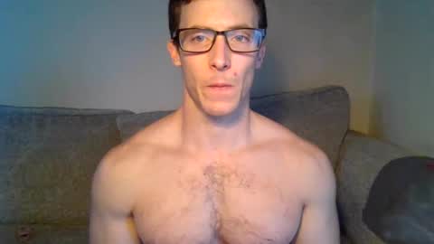 Snapshot of tom90ukx chatting on 02/28/25, 10:30 tom90ukx online show from 02/28/25, 10:30