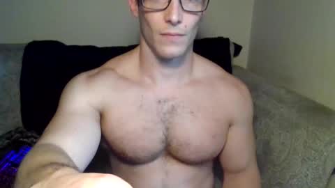 Snapshot of tom90ukx chatting on 10/25/25, 05:19 tom90ukx online show from 10/25/25, 05:19