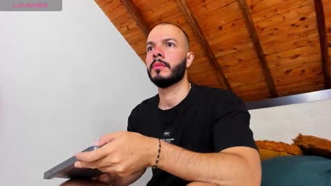   online show from 09/17/25, 12:29