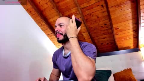   online show from 12/19/25, 12:34