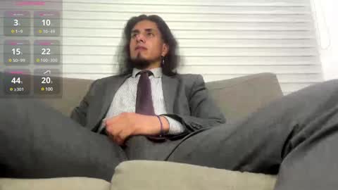 Snapshot of tom_blunt96 chatting on 01/17/25, 05:11 TOM online show from 01/17/25, 05:11