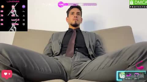 Snapshot of tom_blunt96 chatting on 06/09/26, 12:50 TOM online show from 06/09/26, 12:50