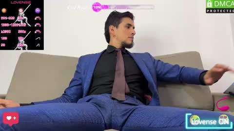 Snapshot of tom_blunt96 chatting on 06/25/26, 04:33 TOM online show from 06/25/26, 04:33