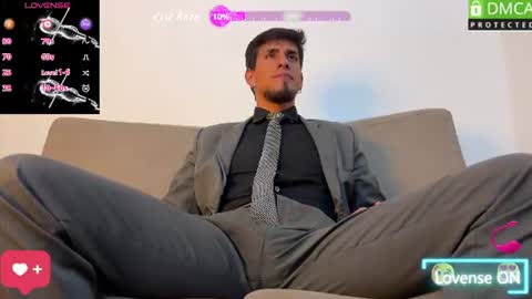 Snapshot of tom_blunt96 chatting on 07/05/26, 05:25 TOM online show from 07/05/26, 05:25