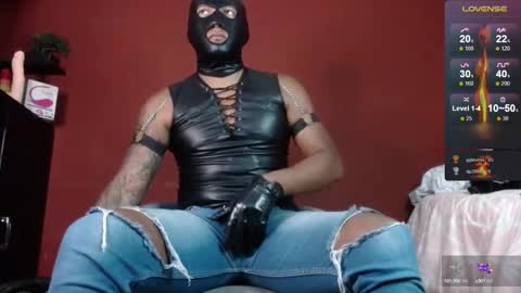 Tom online show from 03/11/25, 04:40