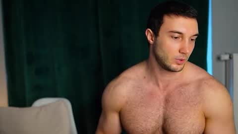 Snapshot of tom_fordd chatting on 02/02/26, 07:18 Tom online show from 02/02/26, 07:18