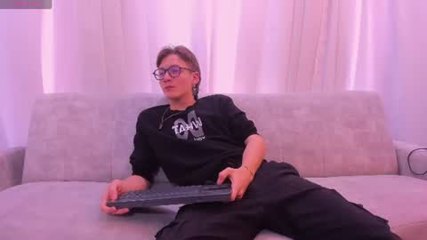 Tom online show from 06/30/26, 06:20