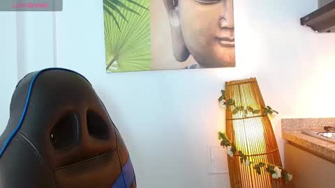 Tom muscle1 online show from 03/12/25, 11:53