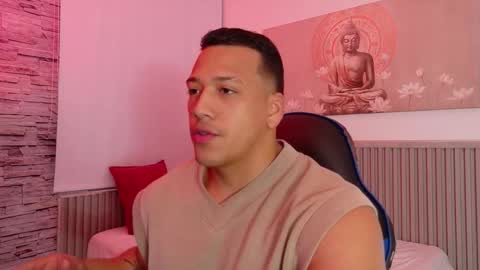 Tom muscle1 online show from 11/26/25, 11:55