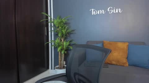 Tom Sin online show from 01/22/25, 12:27