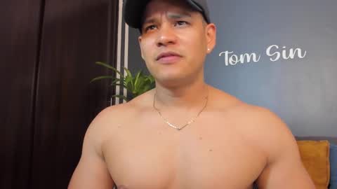 Tom Sin online show from 02/10/25, 09:58