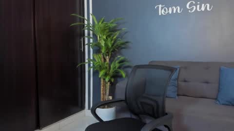 Tom Sin online show from 03/03/25, 08:54