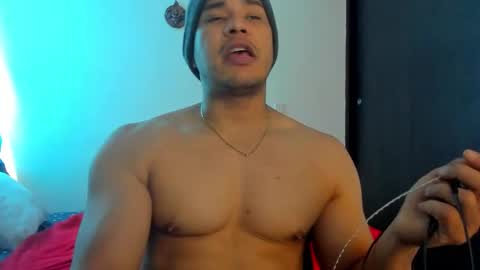 Tom Sin online show from 03/01/26, 05:37