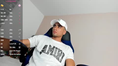 tom online show from 12/10/24, 01:43