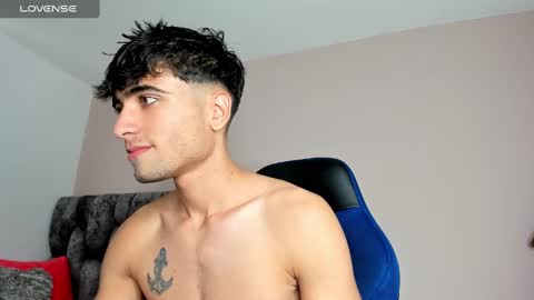 tom online show from 01/23/25, 09:18