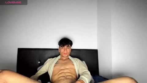 tom online show from 02/05/25, 07:18