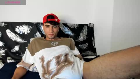 tom online show from 02/09/25, 01:22