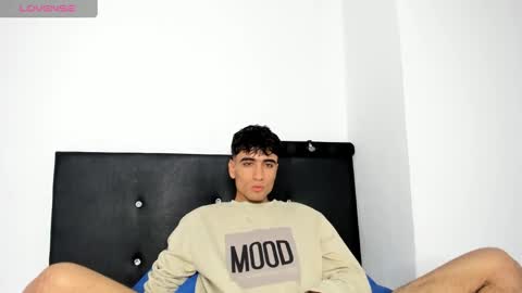 tom online show from 02/09/25, 09:28