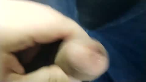 Snapshot of tomas_cum69 chatting on 12/28/24, 01:29 Tomas online show from 12/28/24, 01:29