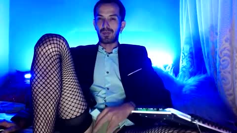 tomas gerauld. make me happy with 10000 tokens online show from 01/13/25, 01:56