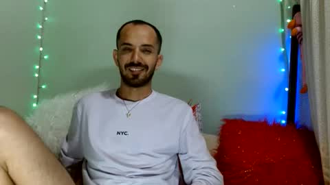 Snapshot of tomas_gerauld chatting on 06/09/26, 02:01 tomas gerauld. make me happy with 10000 tokens online show from 06/09/26, 02:01