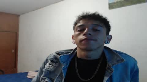 Snapshot of tomas_turbado_ chatting on 03/20/26, 05:01 tomas_turbado_ online show from 03/20/26, 05:01