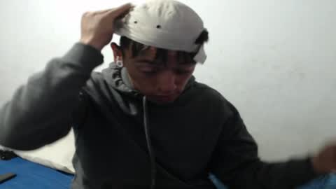 Snapshot of tomas_turbado_ chatting on 04/21/26, 07:25 tomas_turbado_ online show from 04/21/26, 07:25