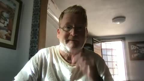 Snapshot of tomascausa chatting on 12/06/24, 09:13 Hola online show from 12/06/24, 09:13